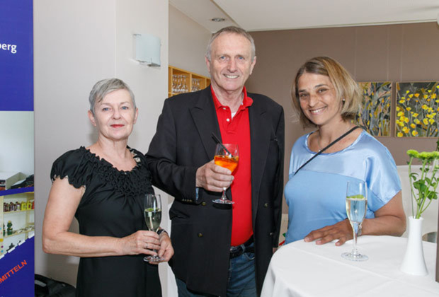  Bild: Gäste beim Jubiläum im Hotel Viktor.